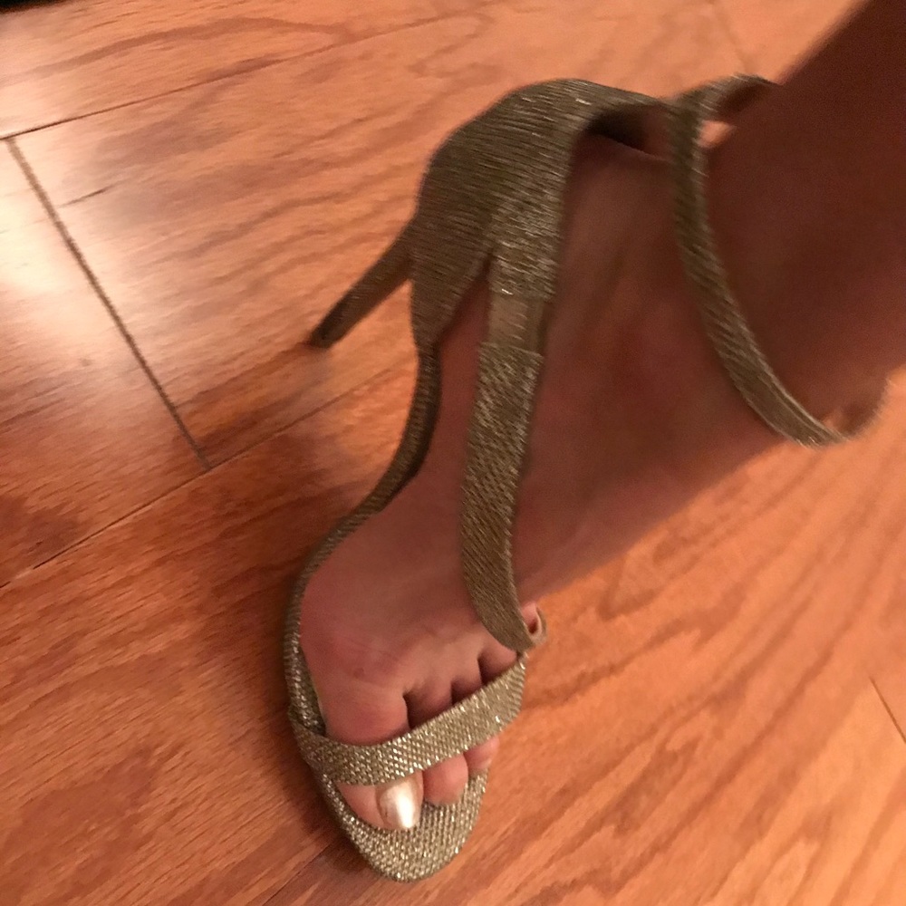 Jessica Simpson metallic wrap heels